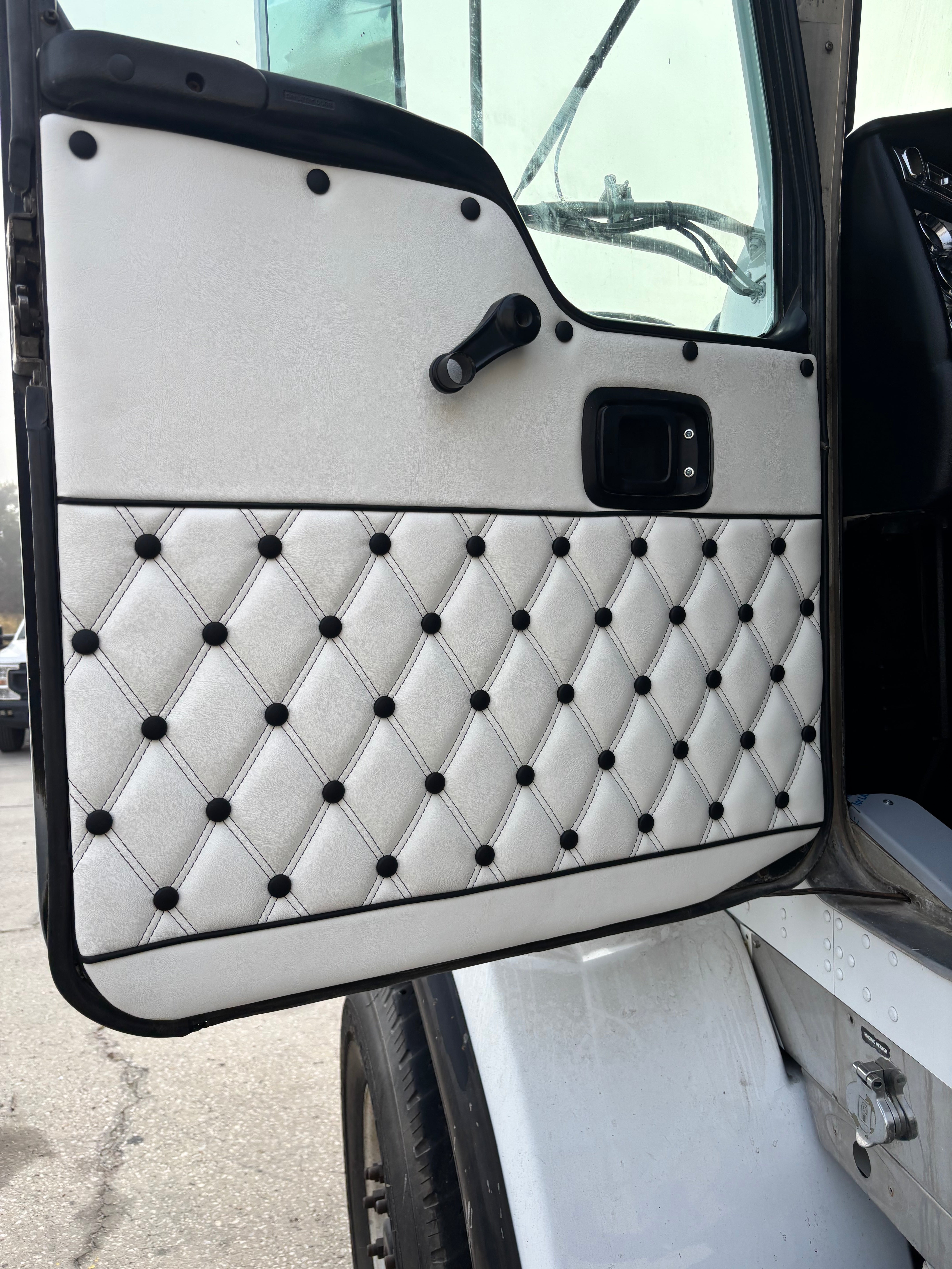 Day cab Upholstery Interior Kit compatible with Kenworth Model W900 T600 T700 T800