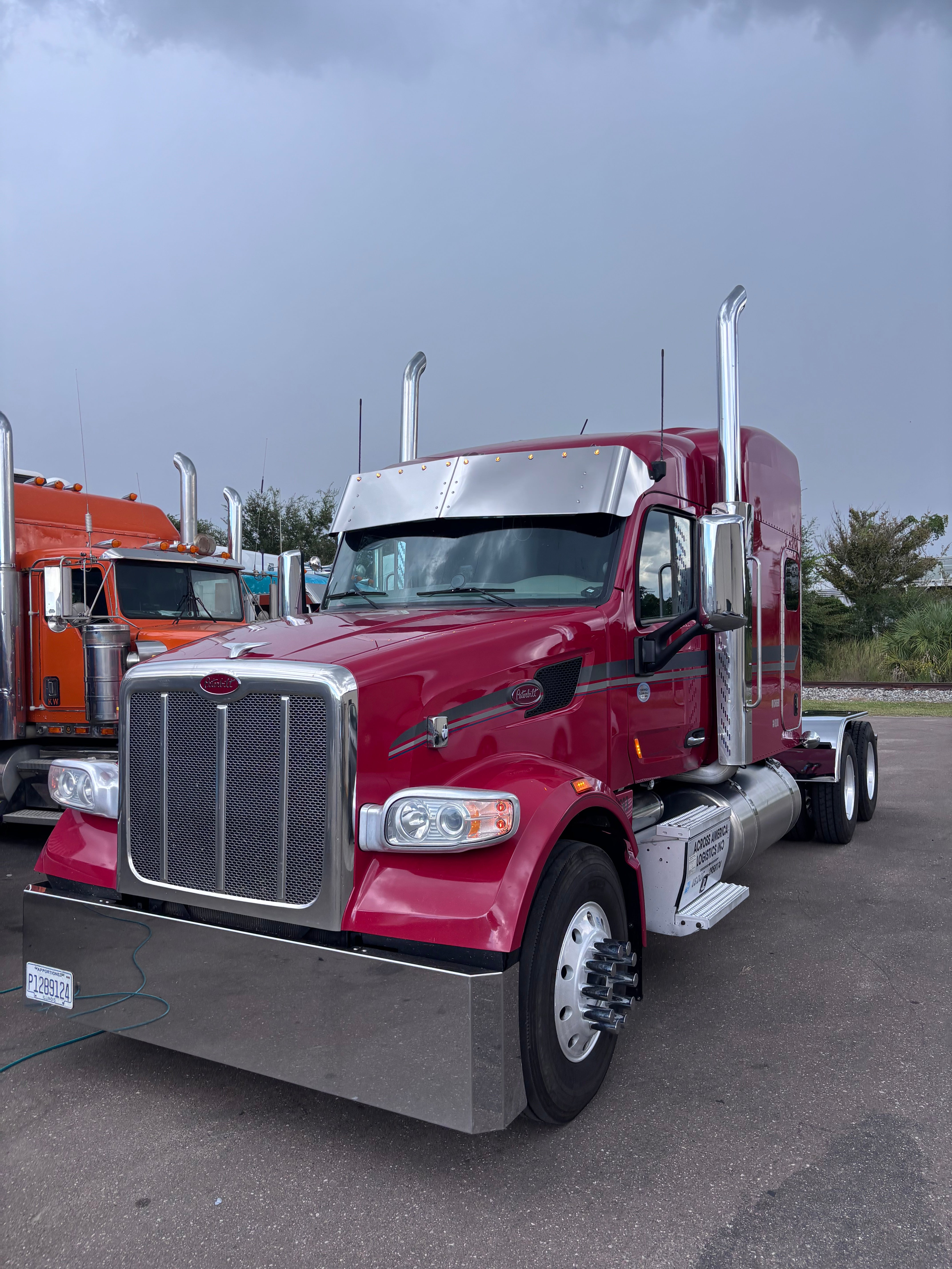 Peterbilt Visor 16 inch Straight peterbilt 579 567