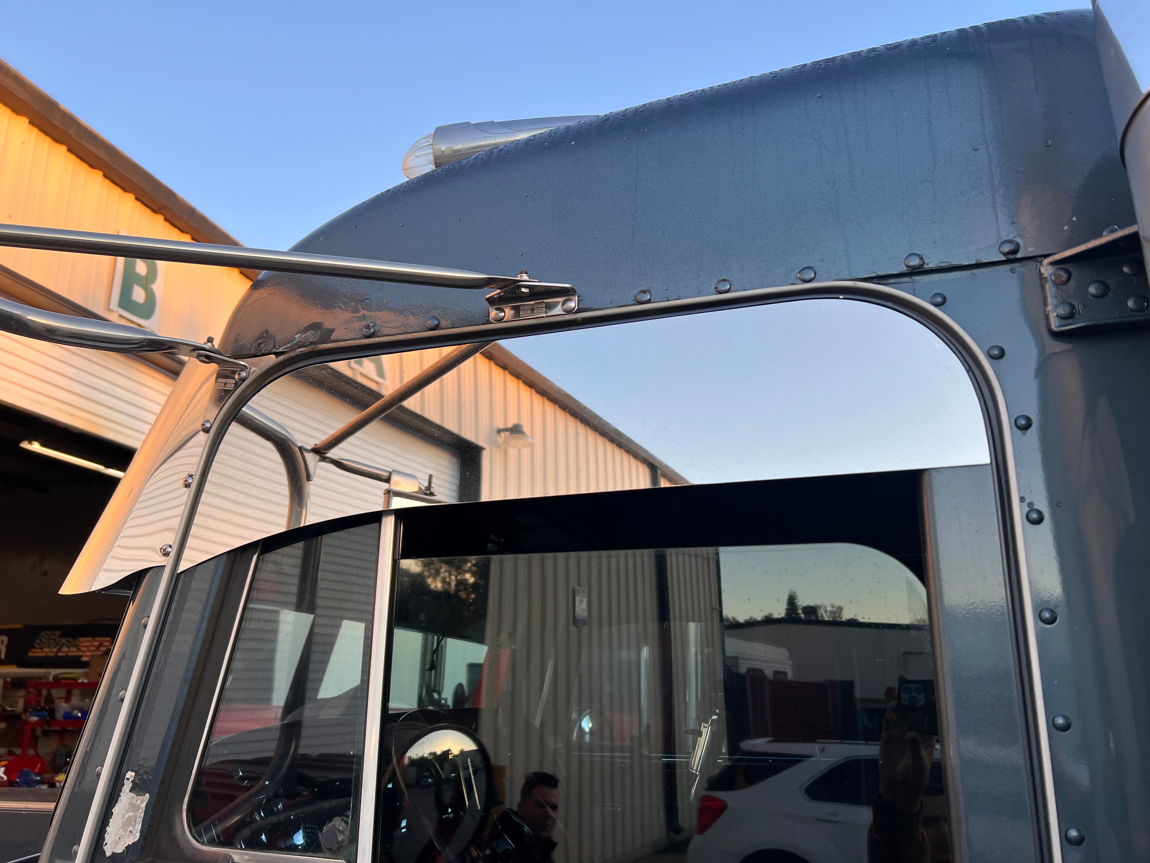 Peterbilt 379 99 and up 6 Inch S Style Window Chops Set