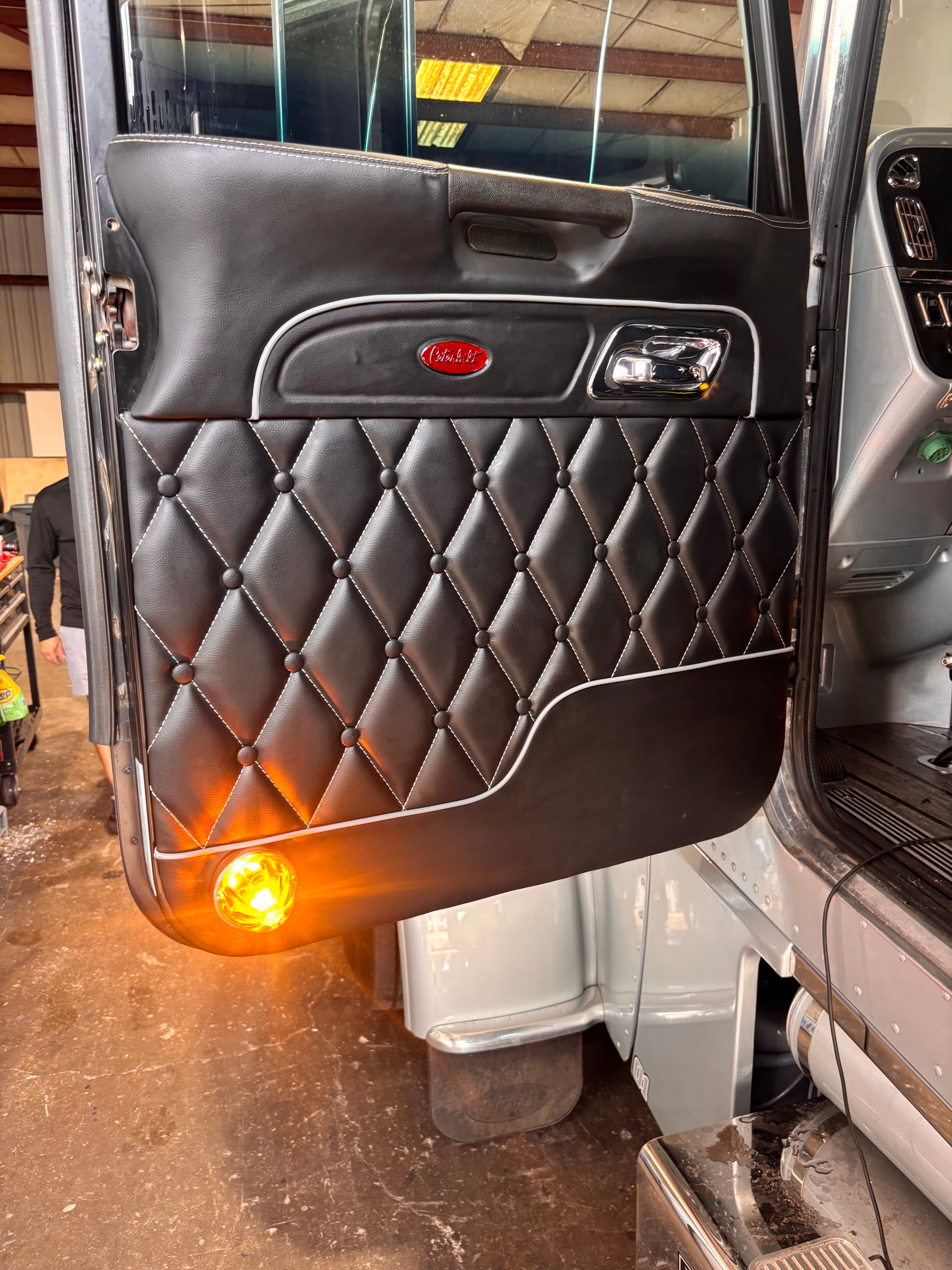 Peterbilt 386, 388 & 389 Leather Full Door Panel SET old school style