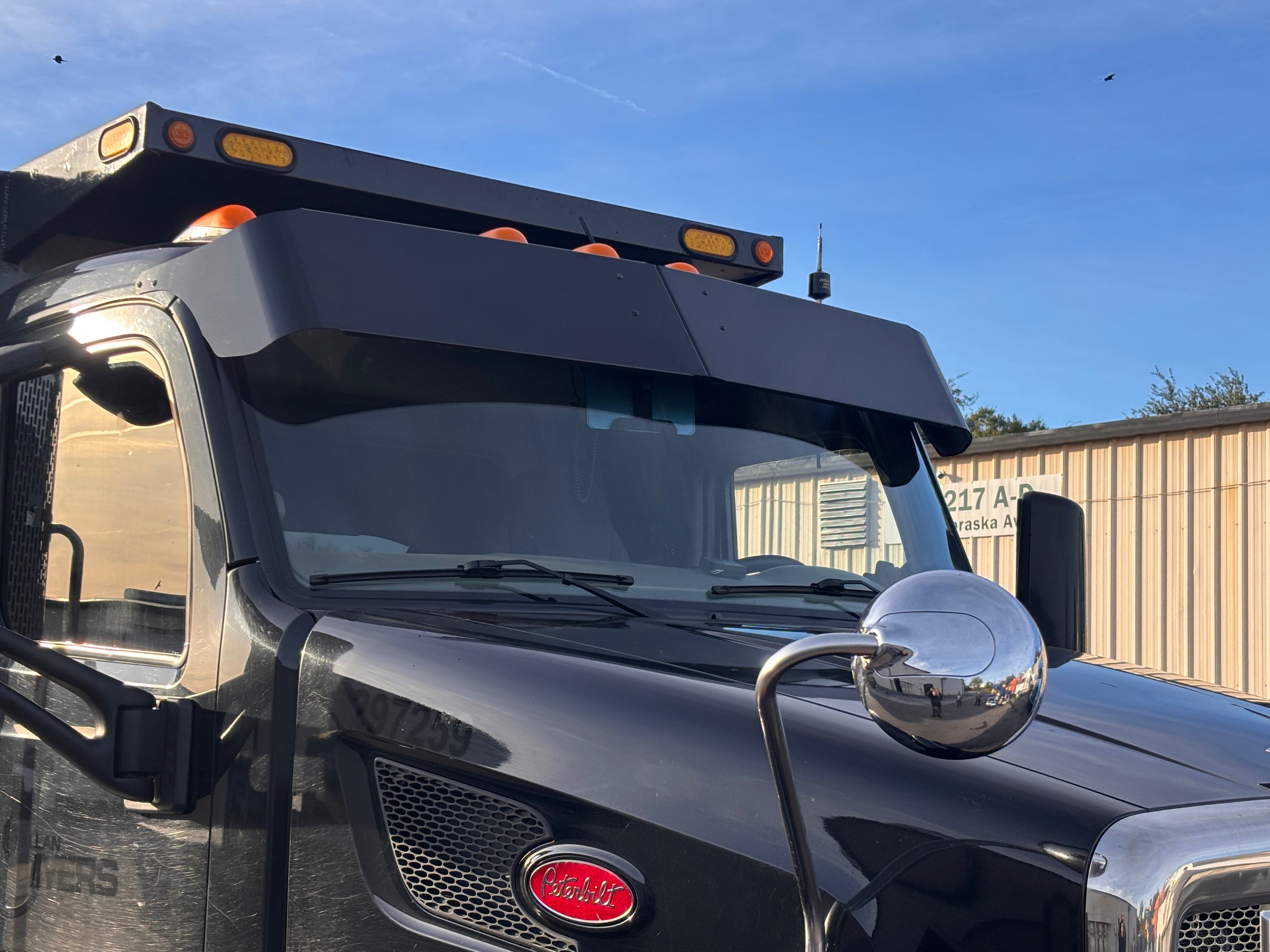 Peterbilt 567 day cab visor 12 inches