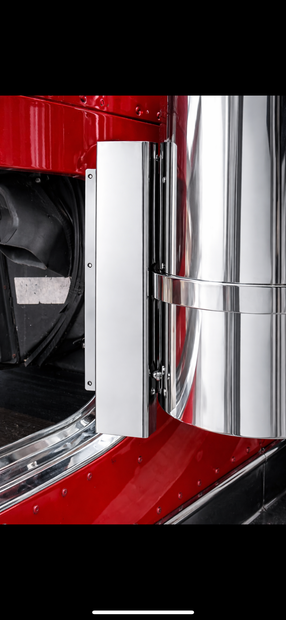 Peterbilt 379 / 389 Air Cleaner Behind Filler Panel – Stainless Steel