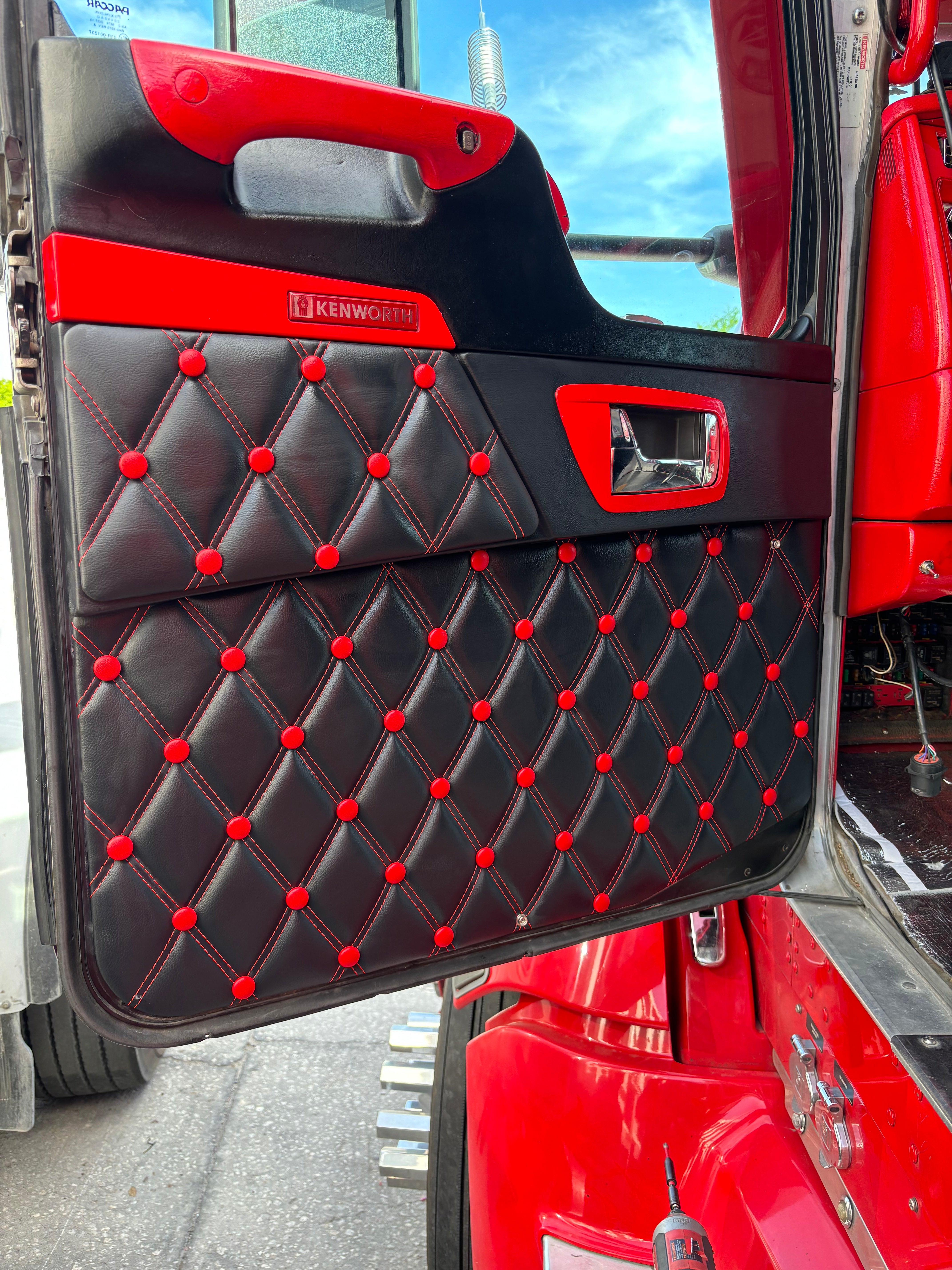 2007 And Up Leather Door Panel SET Compatible with Kenworth W900 T660