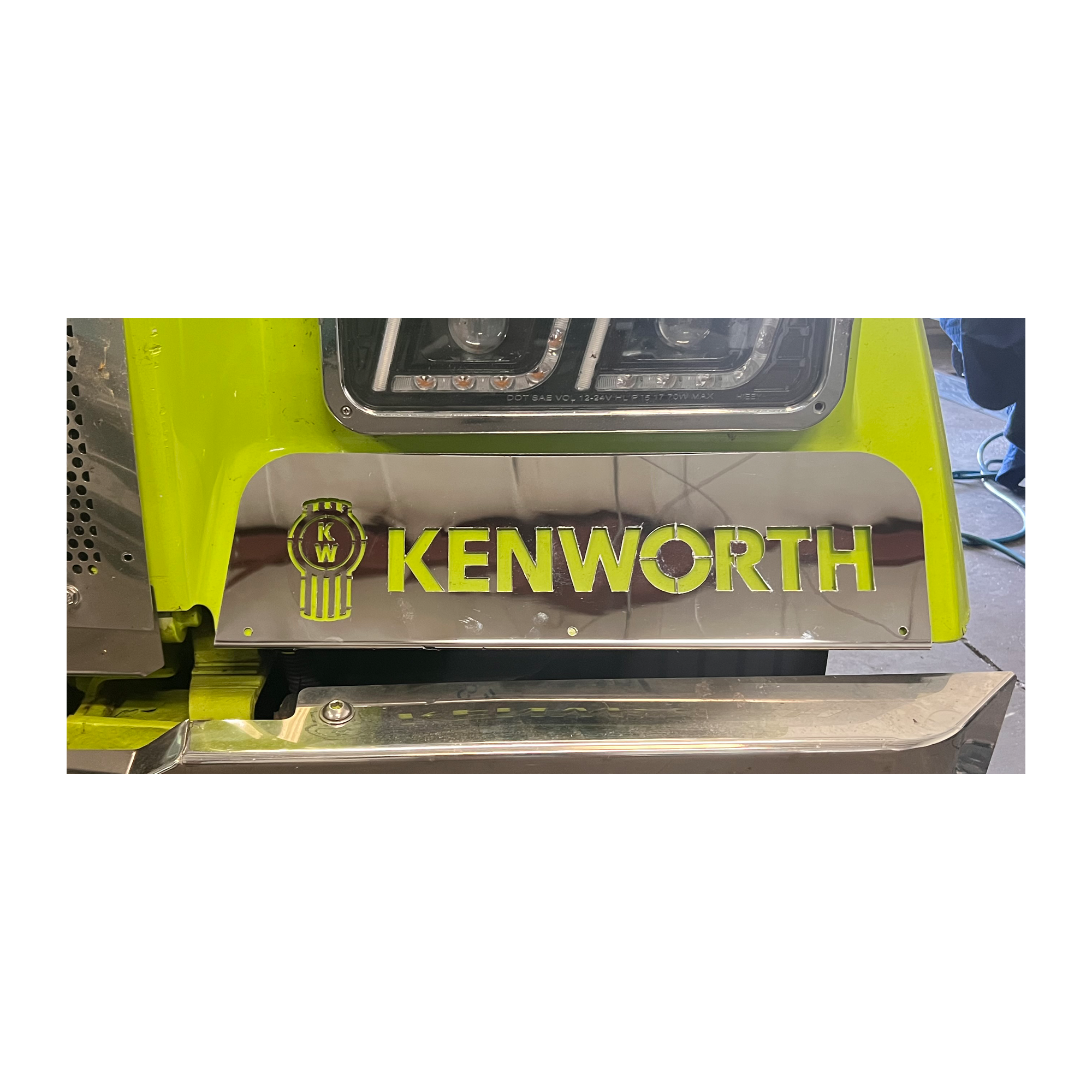 Stainless Steel Fender Shield Set Compatible with Kenworth T600, T800 & W900