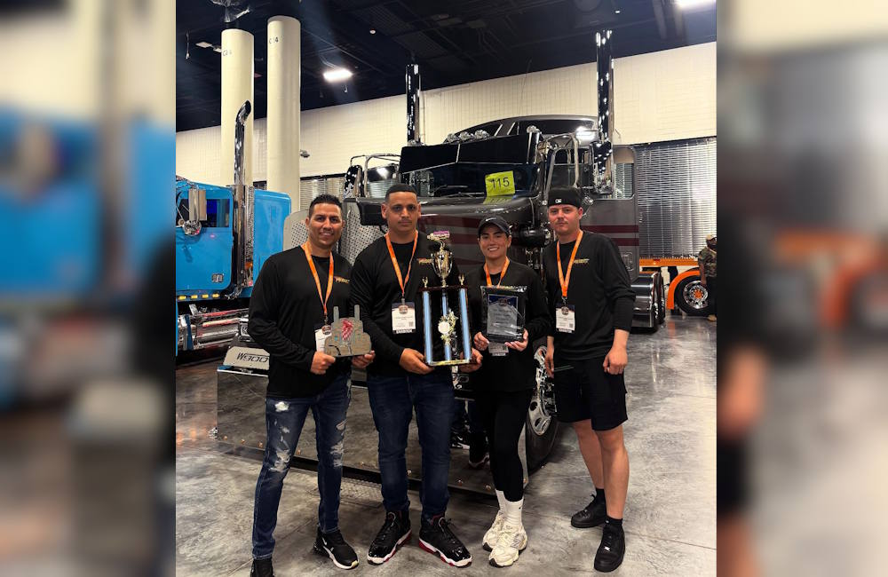Florida Finest Customs Showcases Custom Rigs at the Florida Trucking Show