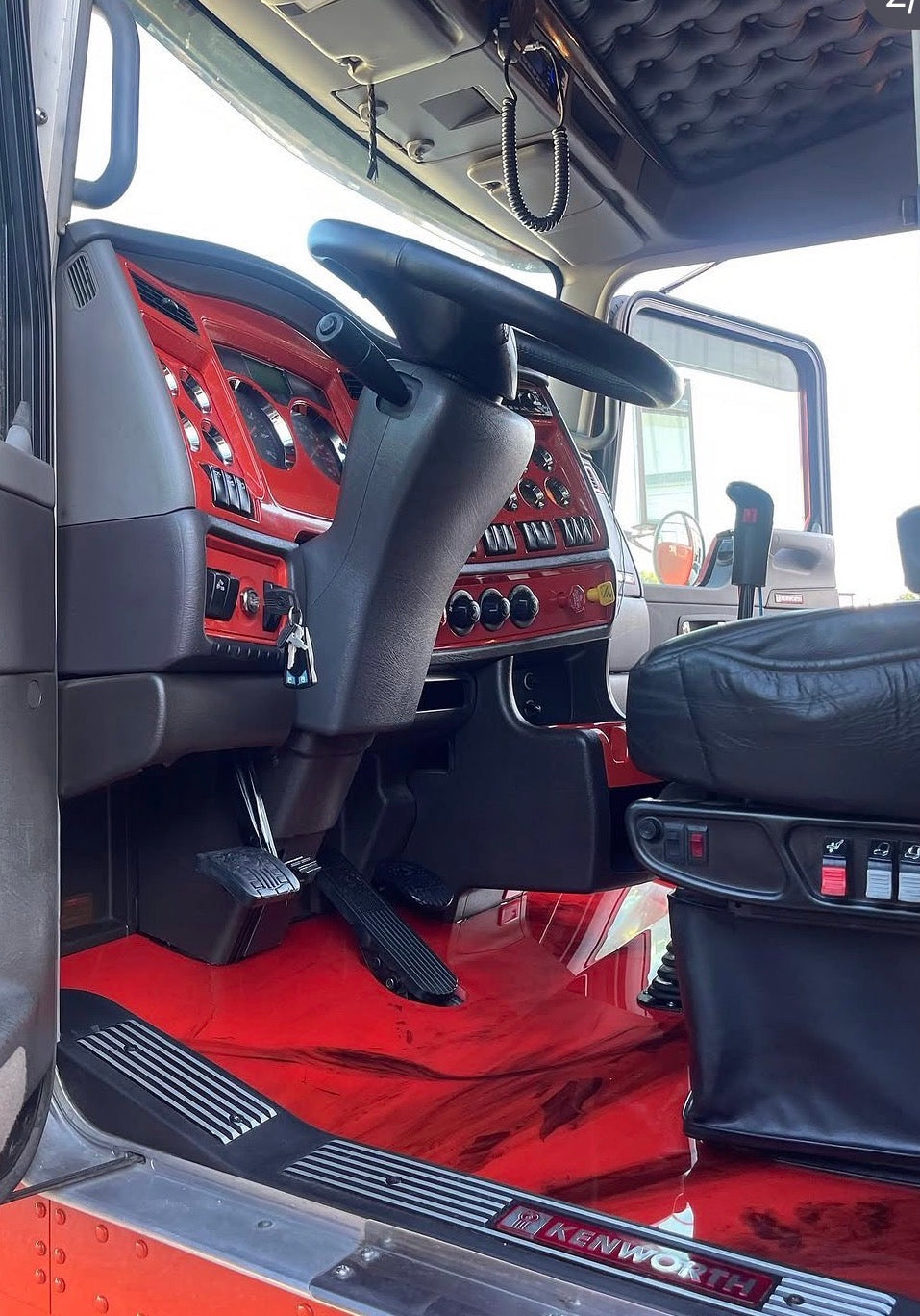 kenworth w900 t660 t600 t800 epoxy flooring