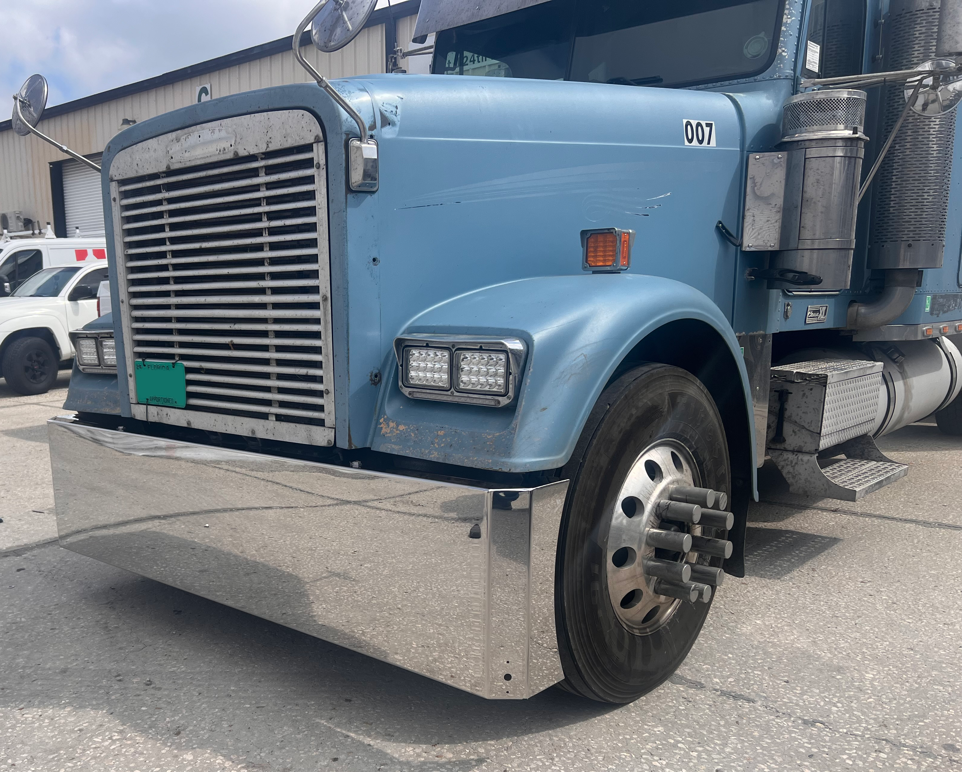 Freightliner Classic Stainless Steel Buzzard Bumper W/ 8 Inch Ends, Blind Mount & Mounting Plates For Freighliner By Floridas Finest Customs Works, Mirror Finish Made In USA