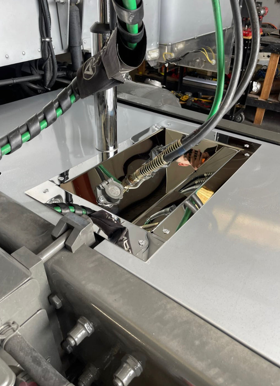 Air Line Box In Rail Style With Holes For Single Electric Plug Univers