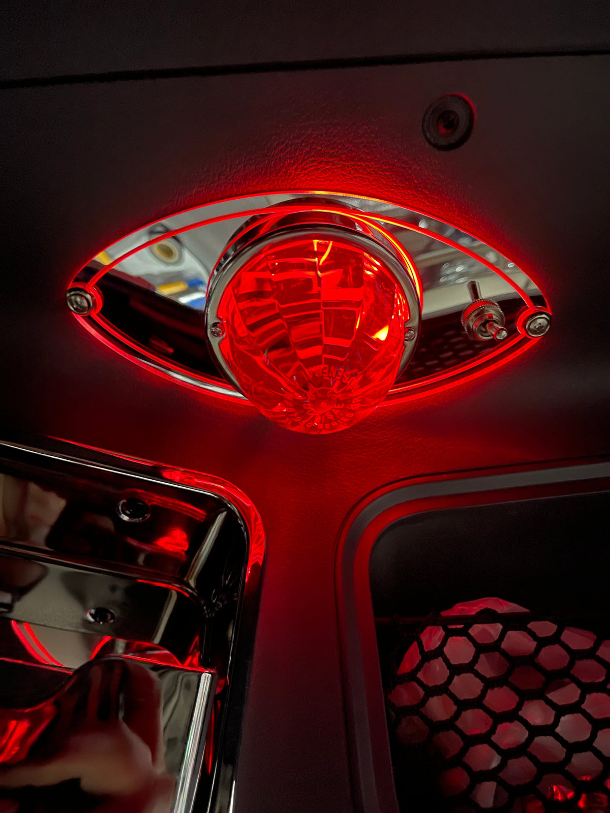 Freightliner Cascadia Dome Lights