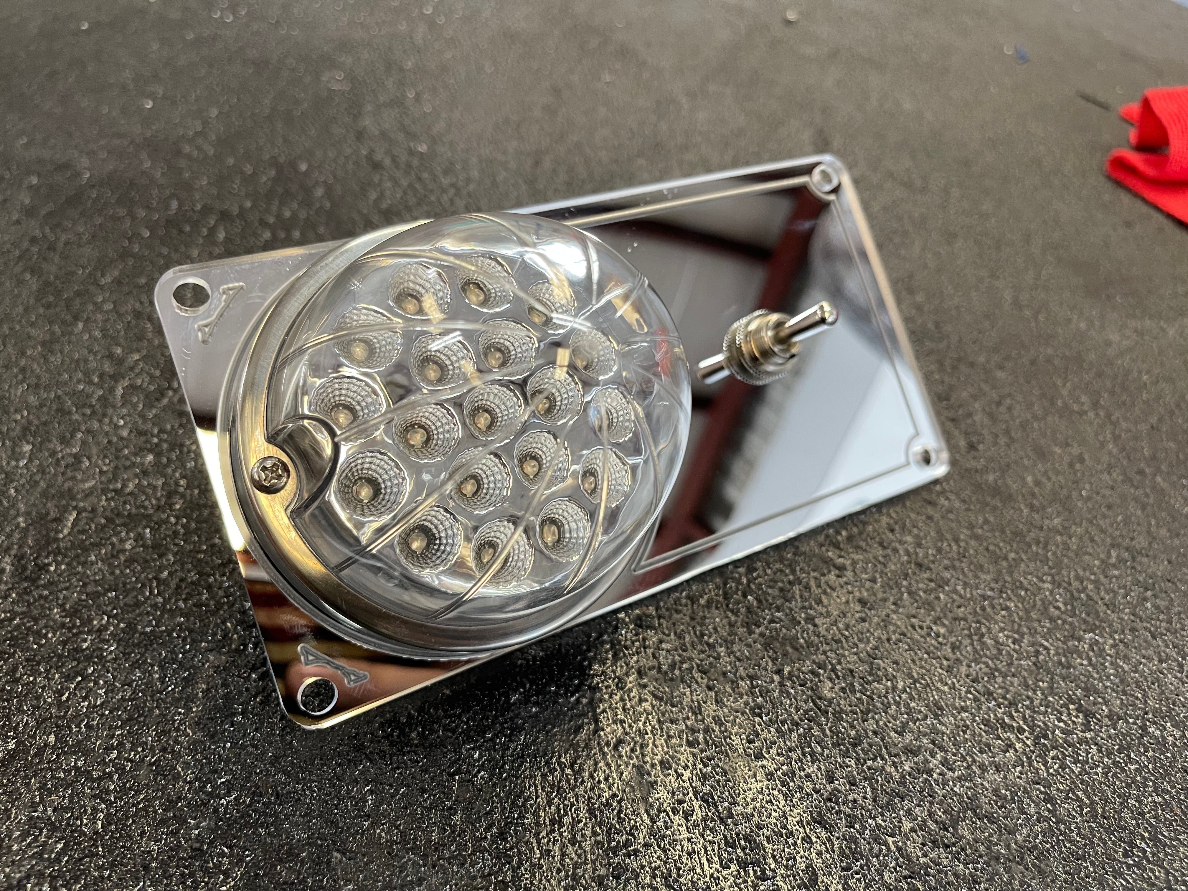 Freightliner Columbia Dome Lights Plate